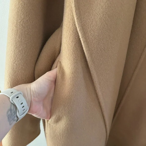 Gentle Herd camel coat - Picture 2 of 6